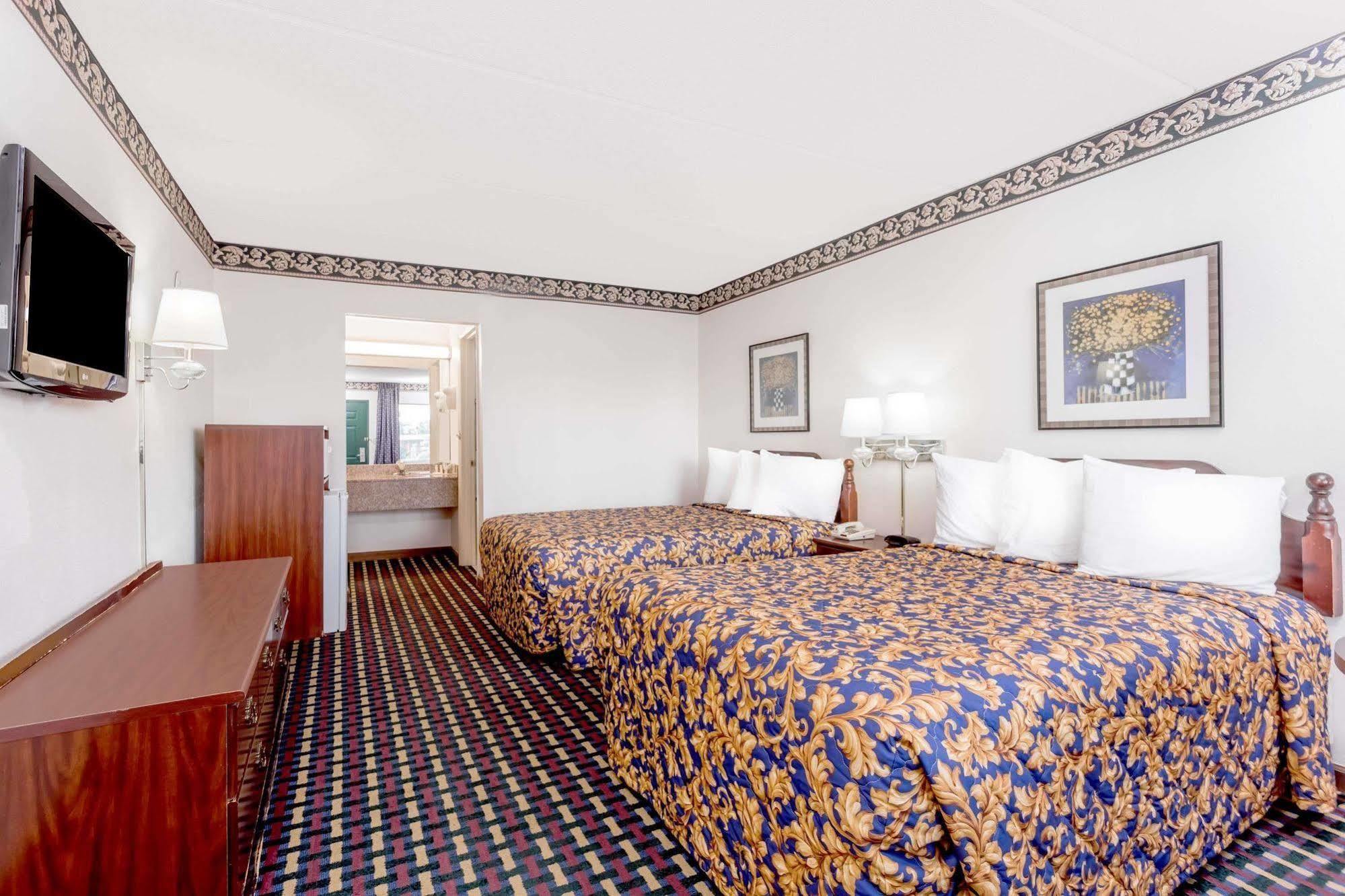 Howard Johnson By Wyndham Perry Ga Esterno foto